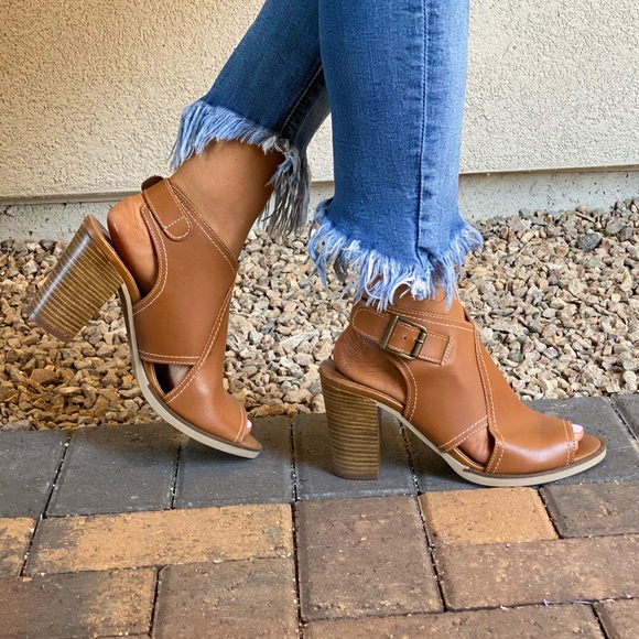 Whiskey Leather Block Heel Slingback Sandal NEW - Picture 4 of 8